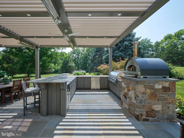 6020 ATKINSON RD, New Hope, PA 18938
