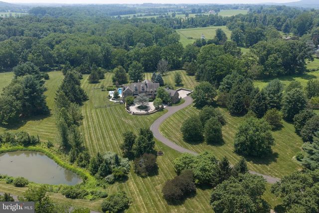 6020 ATKINSON RD, New Hope, PA 18938