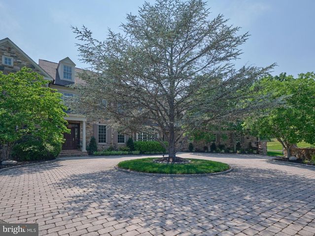 6020 ATKINSON RD, New Hope, PA 18938