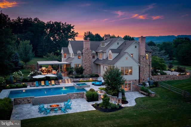 6020 ATKINSON RD, New Hope, PA 18938