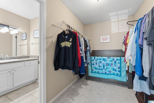 1007 Patton Creek Ln, Hoover, AL 35226