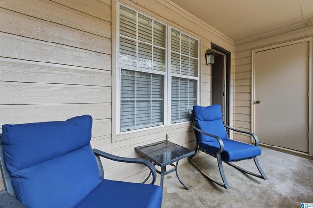 1007 Patton Creek Ln, Hoover, AL 35226