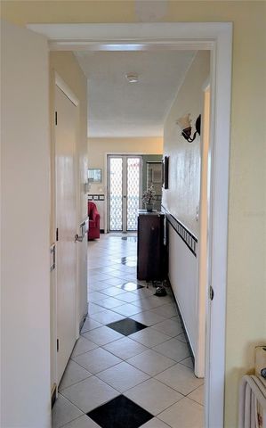 8055 112TH STREET 403, Seminole, FL 33772