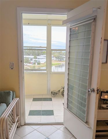 8055 112TH STREET 403, Seminole, FL 33772