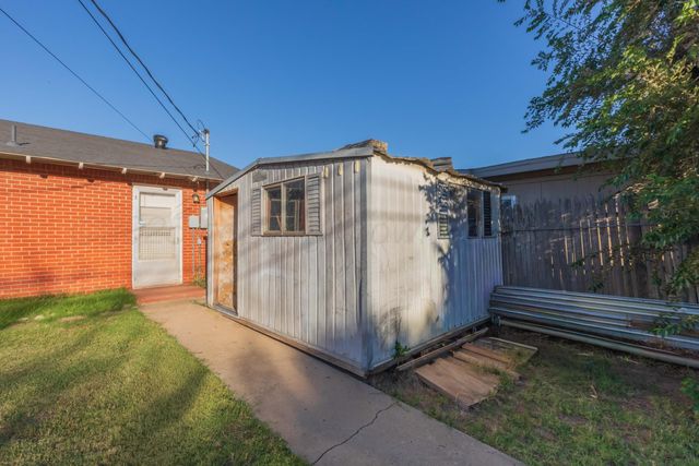 2422 N Christine Street, Pampa, TX 79065