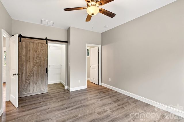 88 Walker Street, Black Mountain, NC 28711