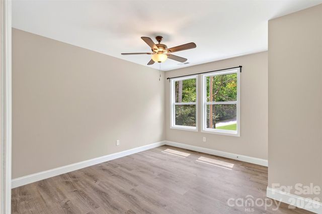 88 Walker Street, Black Mountain, NC 28711