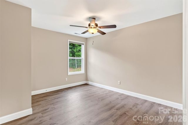 88 Walker Street, Black Mountain, NC 28711