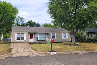 827 Commanche Ave, Salina, KS 67401