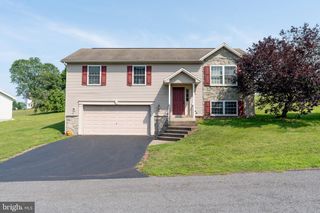 109 WILT BLVD, Millersburg, PA 17061