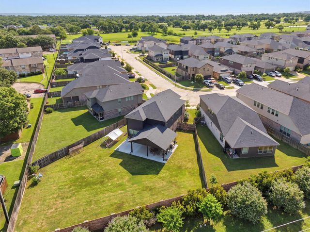 132 Wedgewood Trace Lane, La Porte, TX 77571