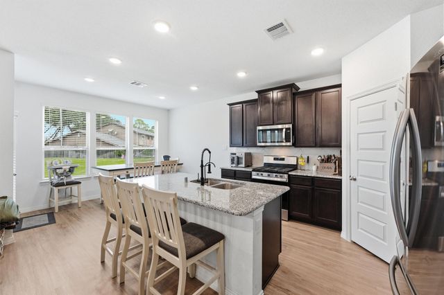132 Wedgewood Trace Lane, La Porte, TX 77571