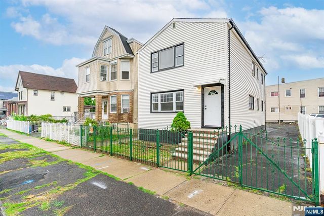 284 2nd Avenue, Newark, NJ 07107