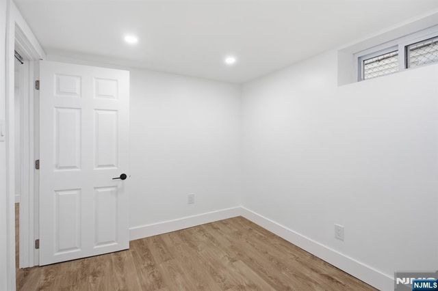 284 2nd Avenue, Newark, NJ 07107