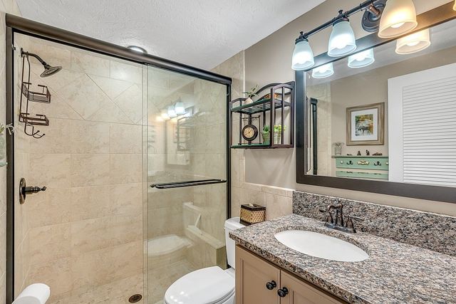 6165 S Mirror Lake Drive 106, Sebastian, FL 32958