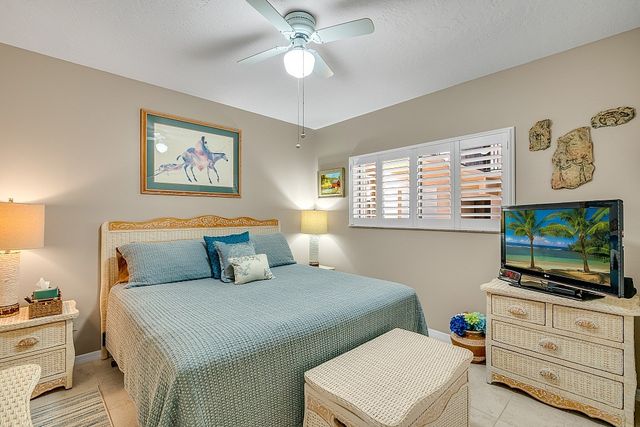 6165 S Mirror Lake Drive 106, Sebastian, FL 32958