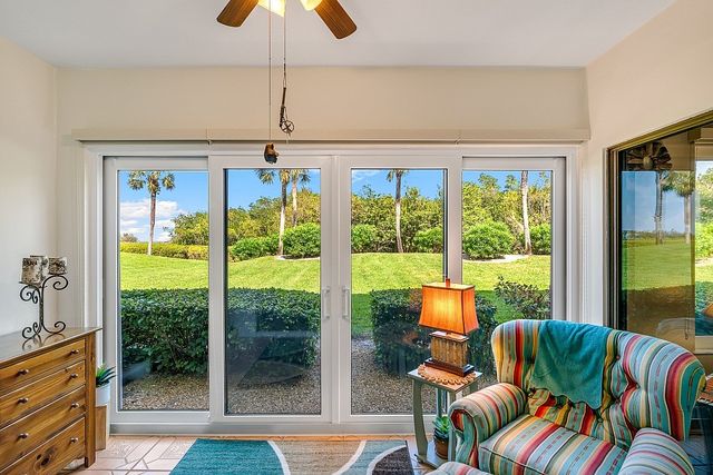 6165 S Mirror Lake Drive 106, Sebastian, FL 32958