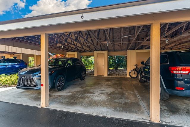 6165 S Mirror Lake Drive 106, Sebastian, FL 32958