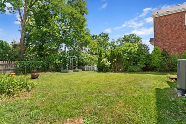 617 Lamarido St, Brookline, PA 15226
