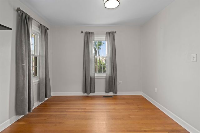 617 Lamarido St, Brookline, PA 15226