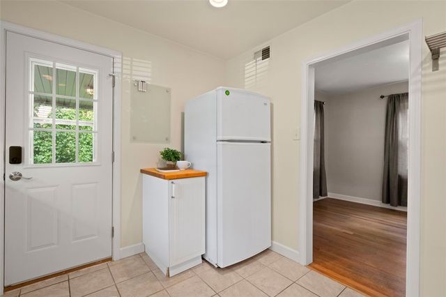 617 Lamarido St, Brookline, PA 15226