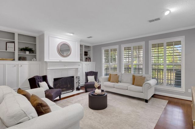 4602 Lake Village Drive, Fulshear, TX 77441