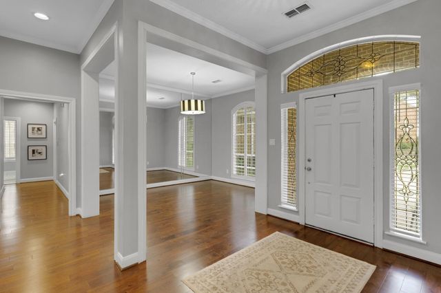 4602 Lake Village Drive, Fulshear, TX 77441