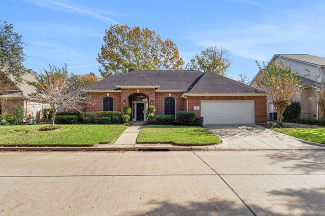 4602 Lake Village Drive, Fulshear, TX 77441