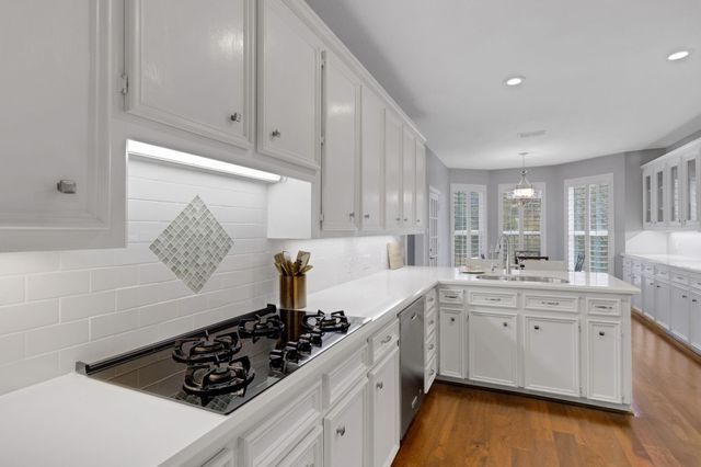 4602 Lake Village Drive, Fulshear, TX 77441