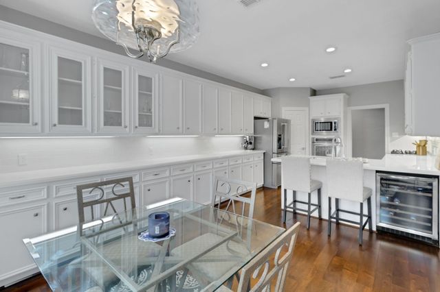 4602 Lake Village Drive, Fulshear, TX 77441