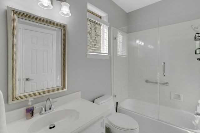 4602 Lake Village Drive, Fulshear, TX 77441