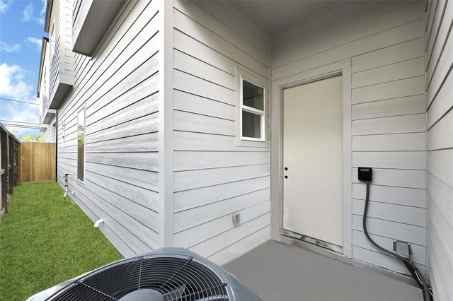 2595 Paul Quinn Street, Houston, TX 77091