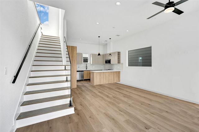 2595 Paul Quinn Street, Houston, TX 77091