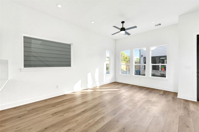 2595 Paul Quinn Street, Houston, TX 77091