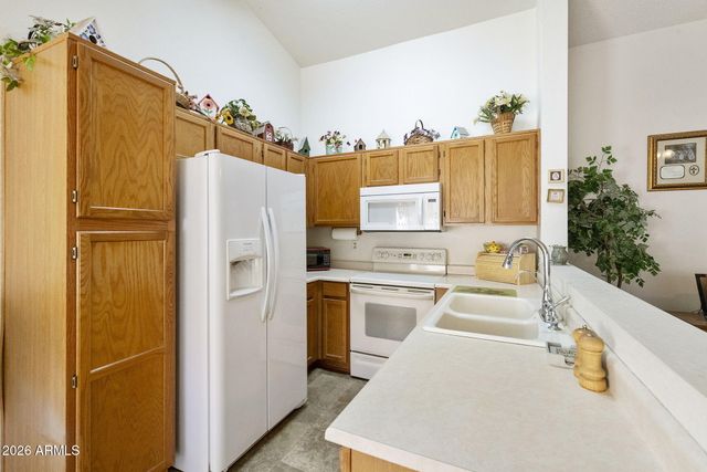 1862 E PEACH TREE Drive, Chandler, AZ 85249