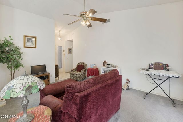1862 E PEACH TREE Drive, Chandler, AZ 85249