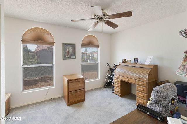 1862 E PEACH TREE Drive, Chandler, AZ 85249