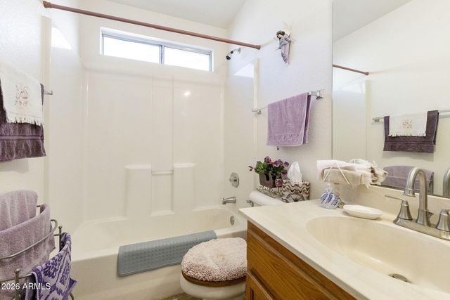 1862 E PEACH TREE Drive, Chandler, AZ 85249