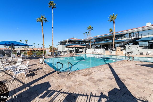 1862 E PEACH TREE Drive, Chandler, AZ 85249