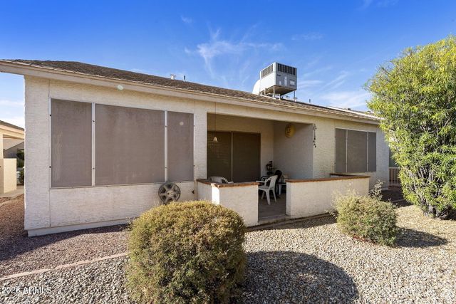 1862 E PEACH TREE Drive, Chandler, AZ 85249