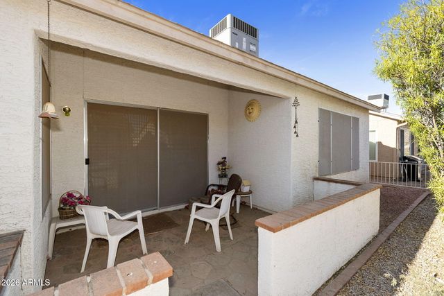 1862 E PEACH TREE Drive, Chandler, AZ 85249