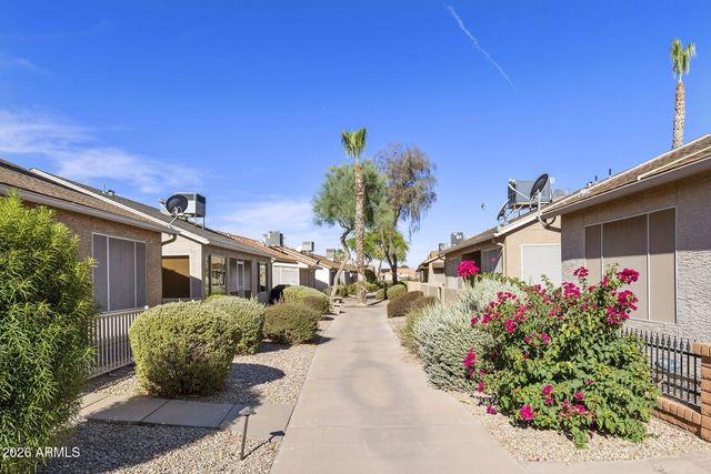 1862 E PEACH TREE Drive, Chandler, AZ 85249