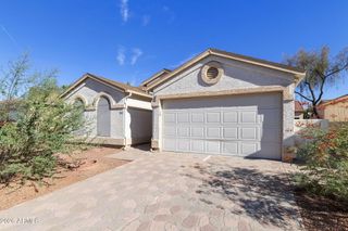 1862 E PEACH TREE Drive, Chandler, AZ 85249
