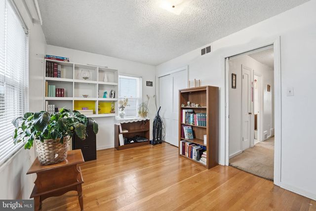 6905 RADCLIFFE DR, Alexandria, VA 22307