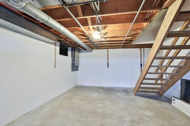 9986 Carolina Trace Road, Harrison Twp, OH 45030