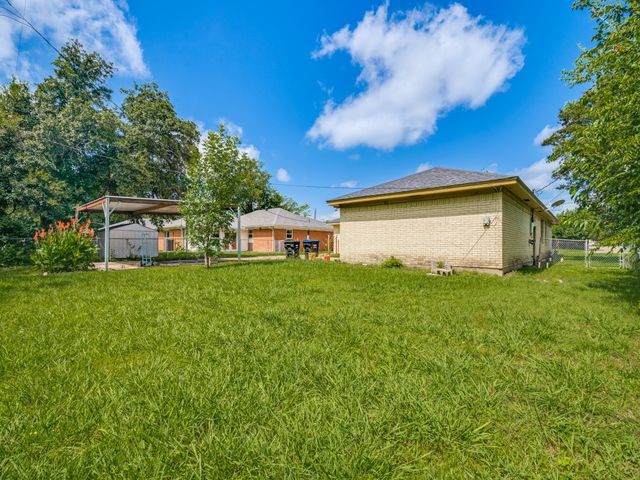 6307 Stonewall Street, Greenville, TX 75402