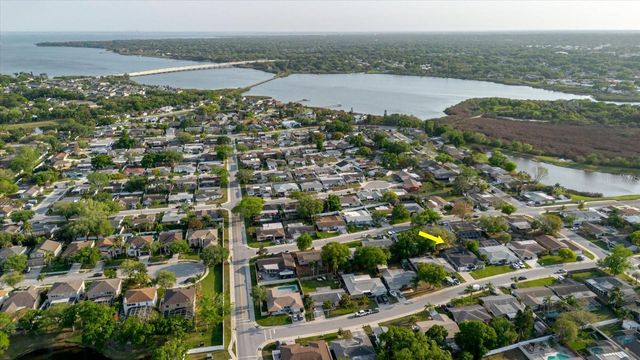 1811 FOREST DRIVE, Oldsmar, FL 34677