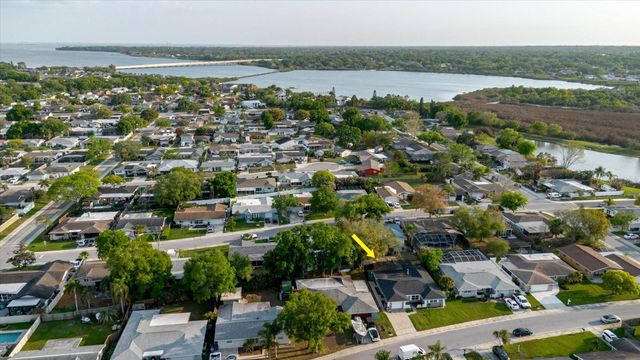 1811 FOREST DRIVE, Oldsmar, FL 34677