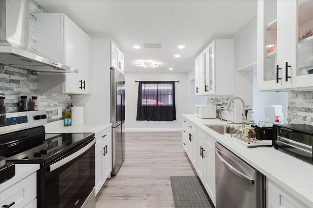 1811 FOREST DRIVE, Oldsmar, FL 34677