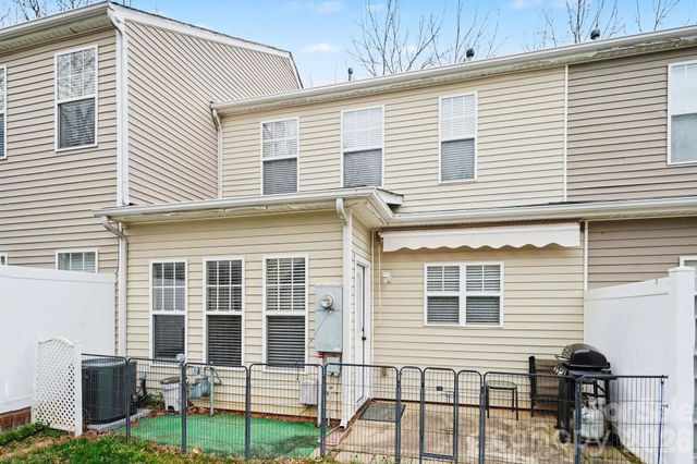 5518 Santeelah Court, Charlotte, NC 28217